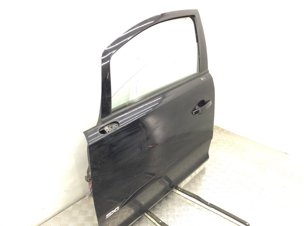 Дверь передняя левая бу для Opel Corsa D 1.2 i,  2007 г.