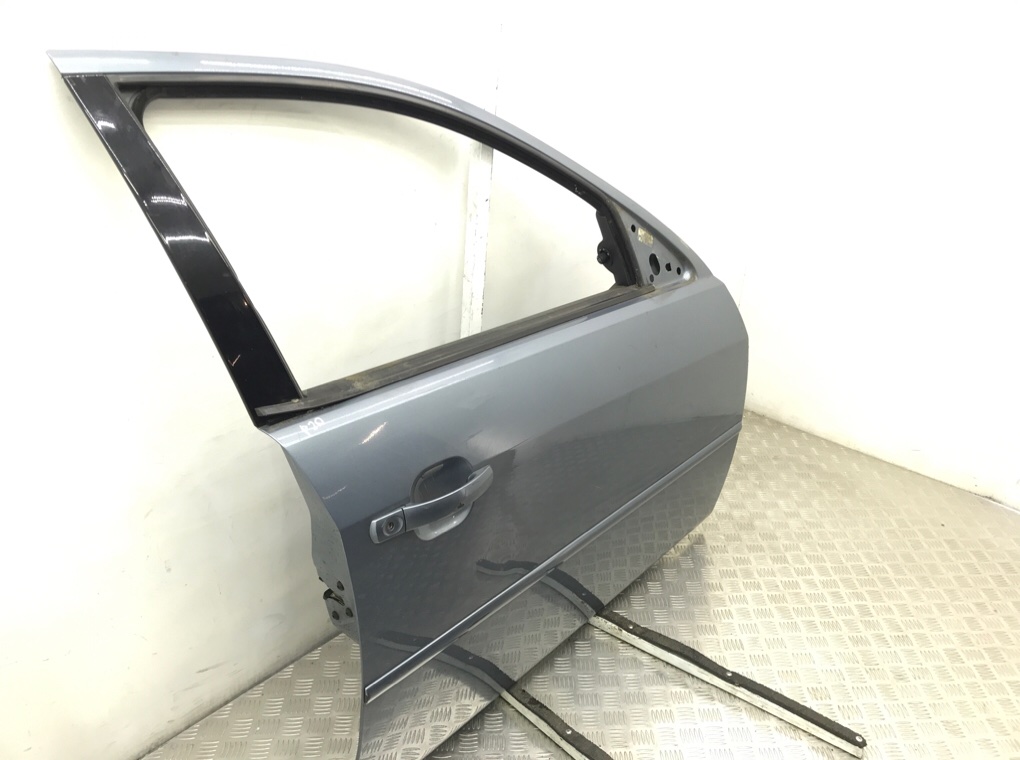 Дверь передняя правая бу для Ford Mondeo 3 2.0 i,  2001 г.