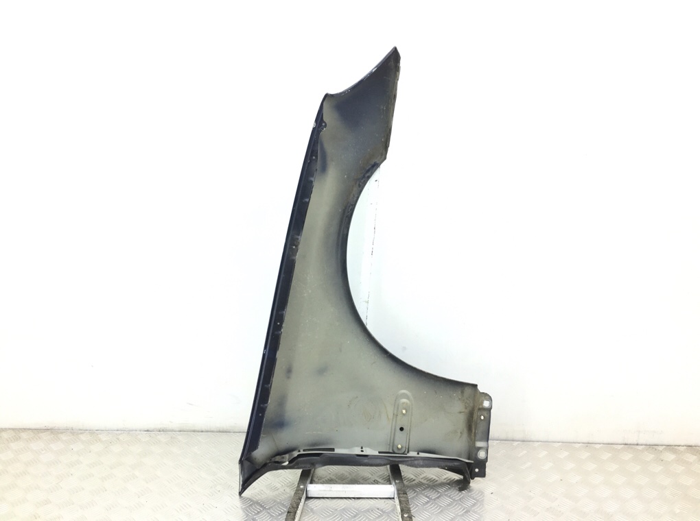 Крыло переднее левое бу для Mercedes C W203 2.2 CDi, 2006 г. Крыло переднее левое бу для Mercedes C W203 2.2 CDi, 2006 г.