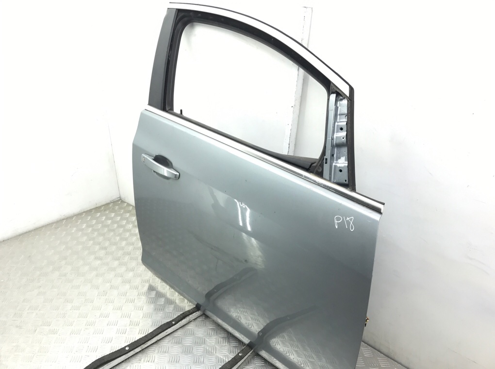 Дверь передняя правая бу для Opel Astra J 2.0 CDTi,  2010 г.