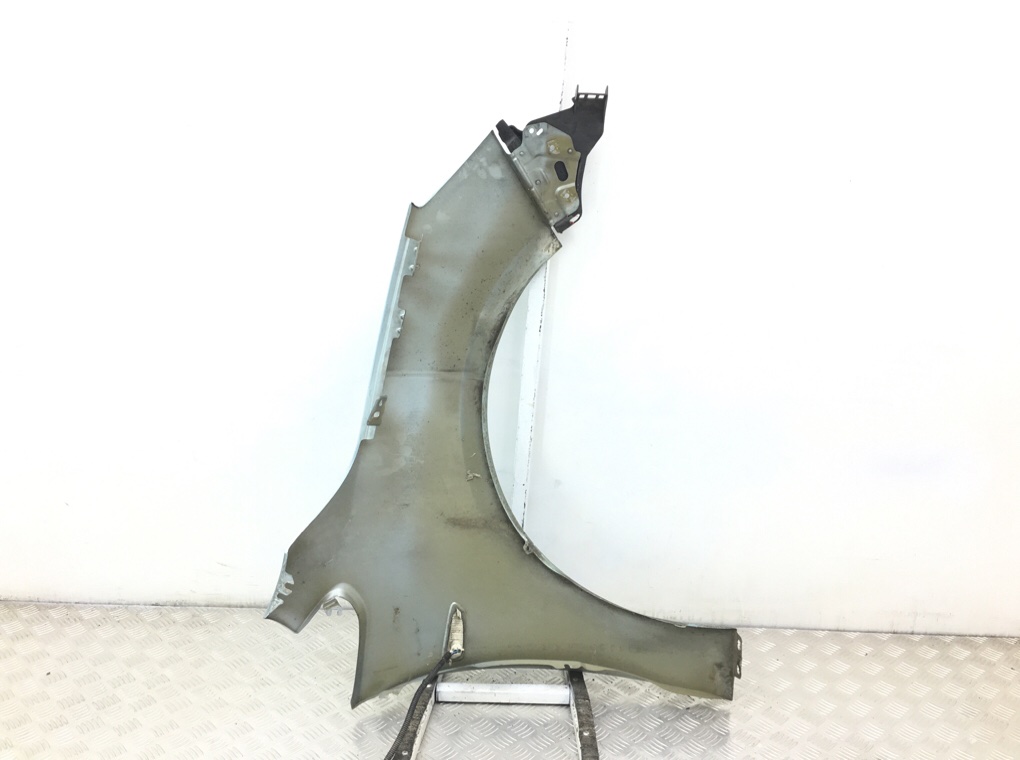 Крыло переднее левое бу для Opel Astra J 1.6 i,  2010 г.