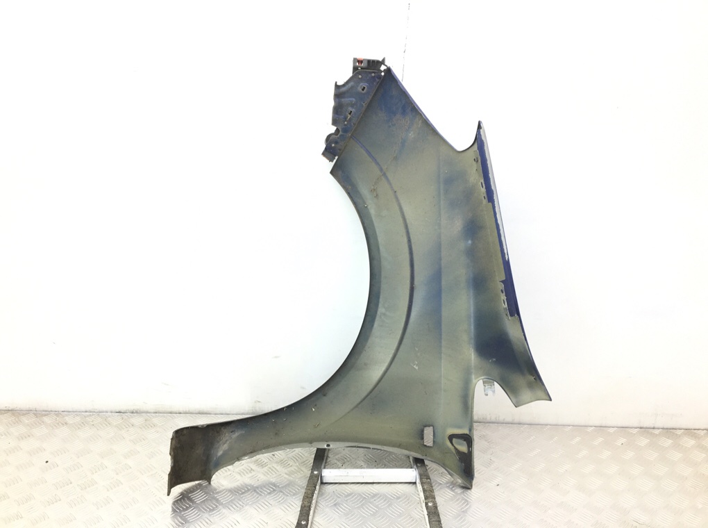 Крыло переднее правое бу для Opel Zafira B 1.8 i,  2008 г.