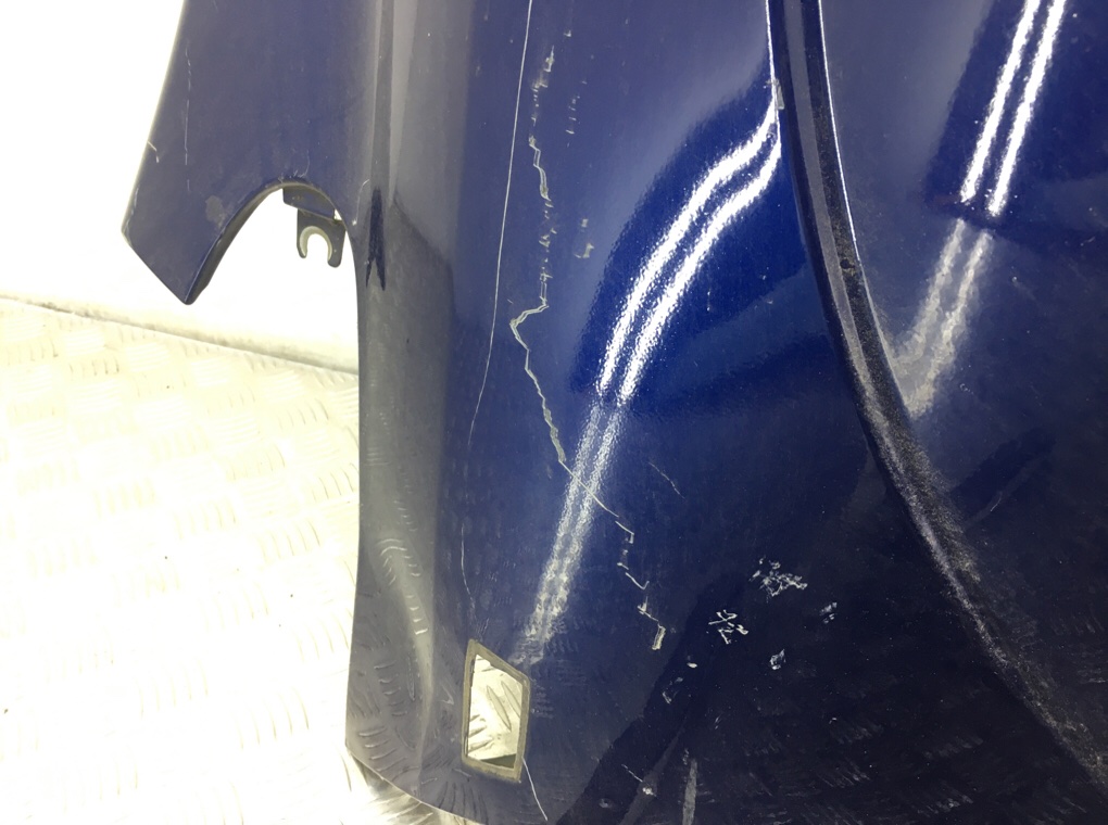 Крыло переднее правое бу для Opel Zafira B 1.8 i,  2008 г.