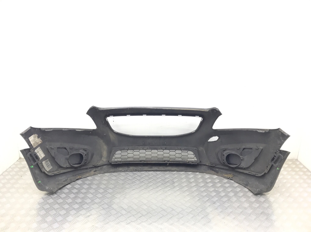 Бампер передний бу для Volvo C30  1.6 TD,  2010 г.