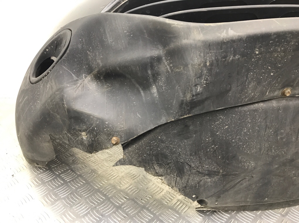 Бампер передний бу для Nissan Qashqai 1 1.6 i,  2013 г.