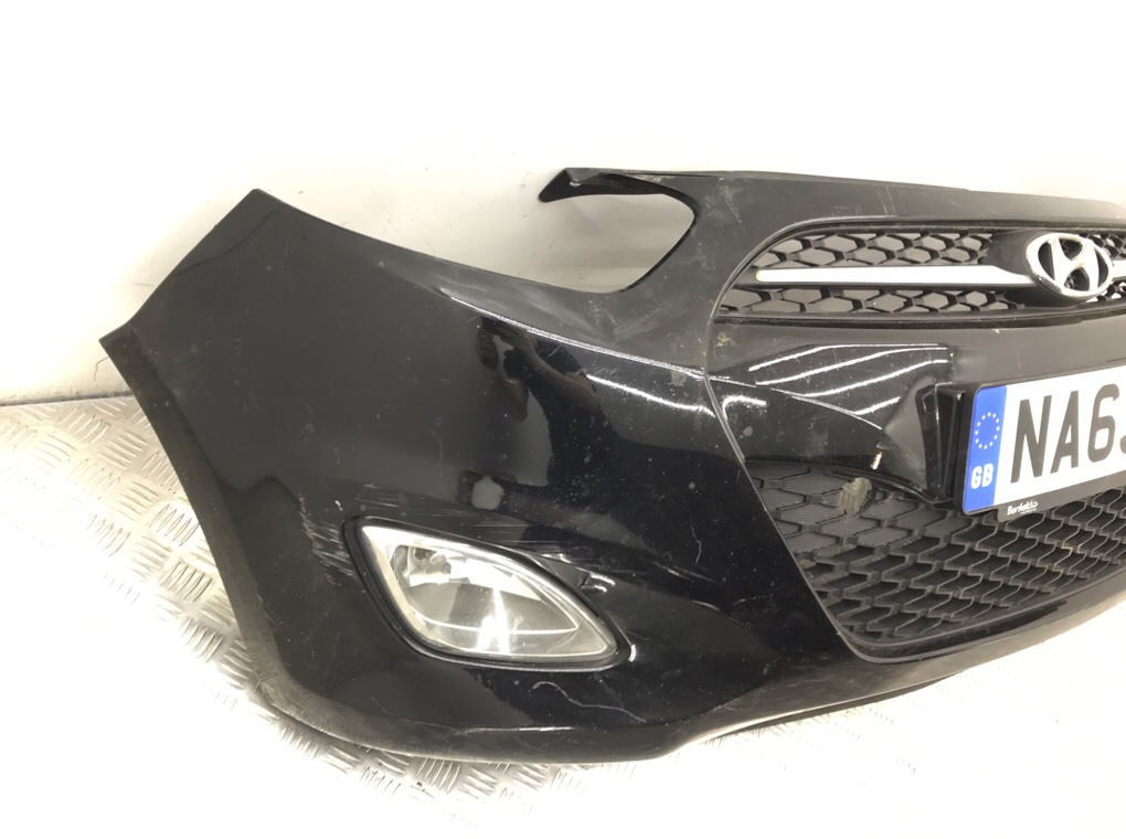 Бампер передний бу для Hyundai i10 1 1.2 i, 2013 г. Бампер передний бу для Hyundai i10 1.2 i, 2013 г.