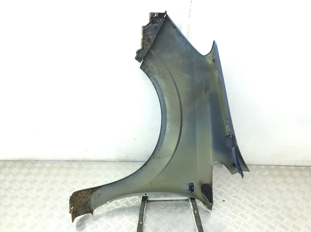 Крыло переднее правое бу для Opel Zafira B 1.6 i,  2008 г.