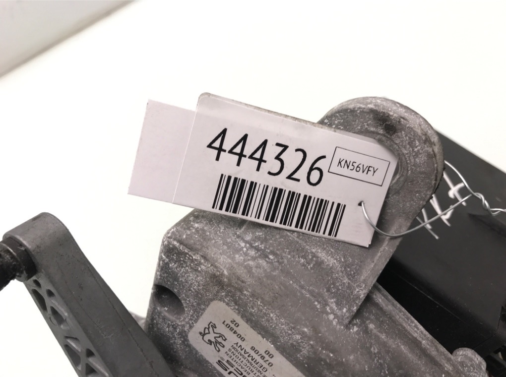 Механизм подъема крышки (двери) багажника бу для Peugeot 607 3.0 i, 2006 г. Механизм подъема крышки (двери) багажника бу для Peugeot 607 3.0 i, 2006 г.