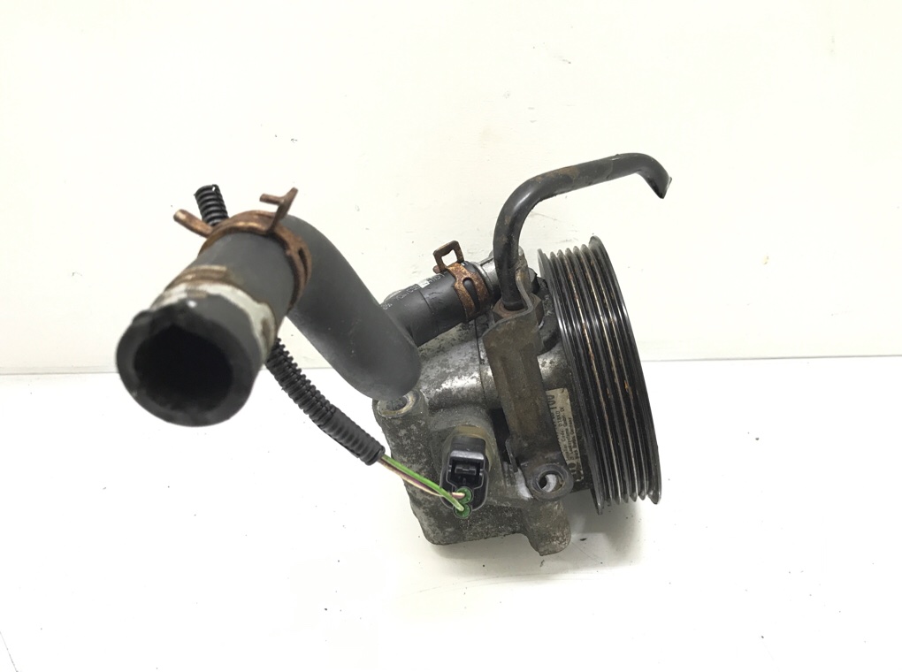 Насос гидроусилителя руля бу для Ford Focus 2 1.6 i,  2009 г.