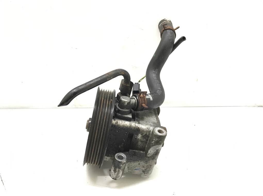 Насос гидроусилителя руля бу для Ford Focus 2 1.6 i,  2009 г.