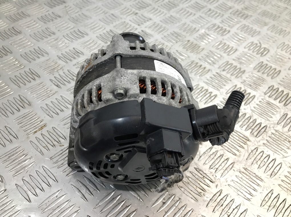 Генератор бу для Ford Focus 3 1.0 i,  2015 г.