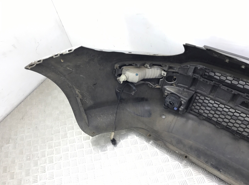 Бампер передний бу для Fiat Punto  1.4 i,  2010 г.