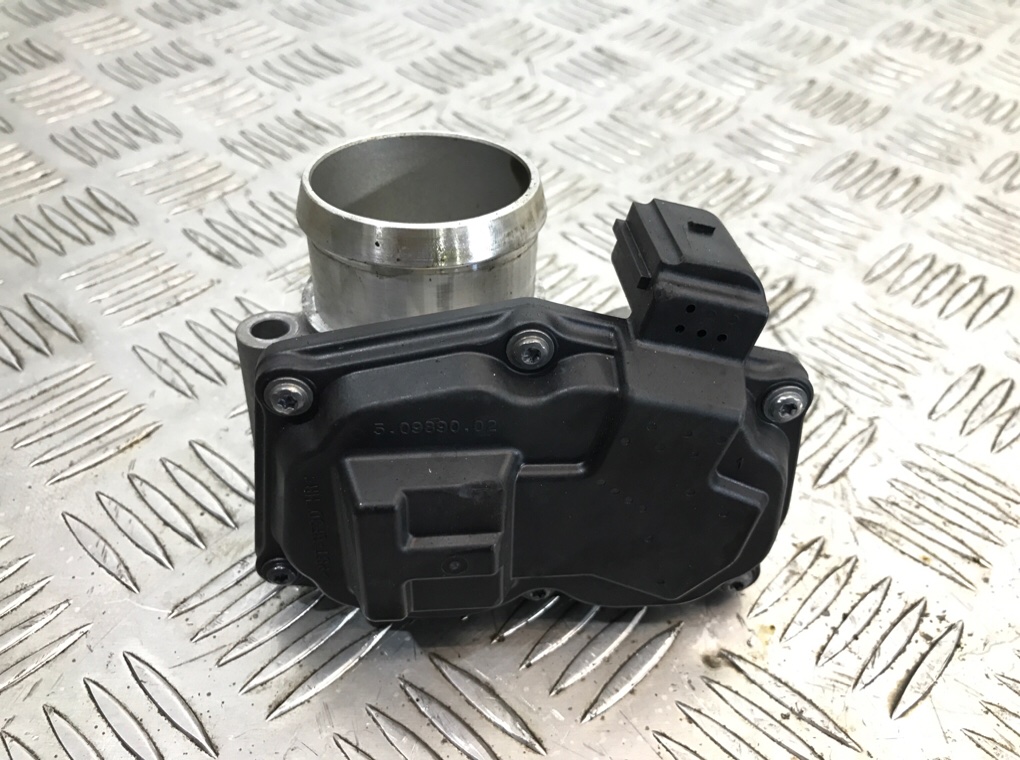 Заслонка дроссельная бу для Ford Focus 3 1.0 i,  2015 г.