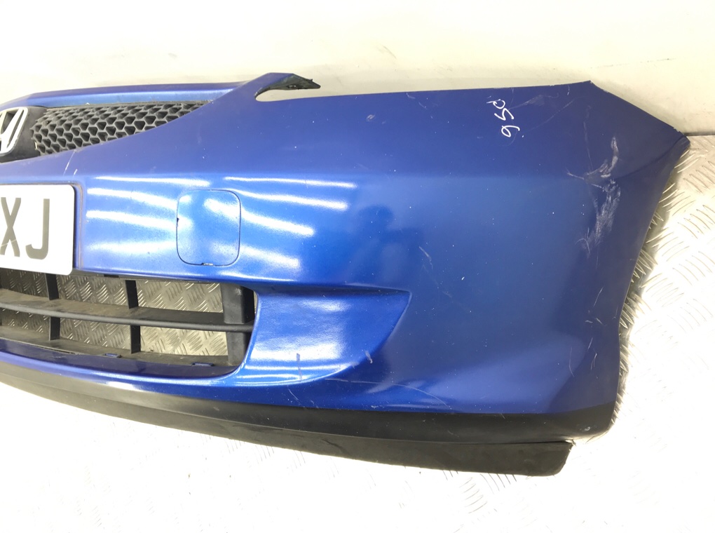 Бампер передний бу для Honda Jazz 1 1.3 i,  2006 г.