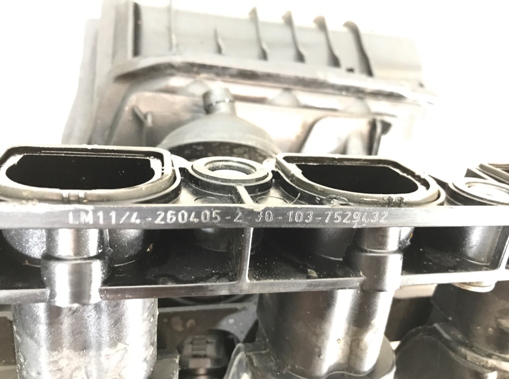 Коллектор впускной бу для BMW 3 E90/E91/E92/E93 2.0 i,  2005 г.