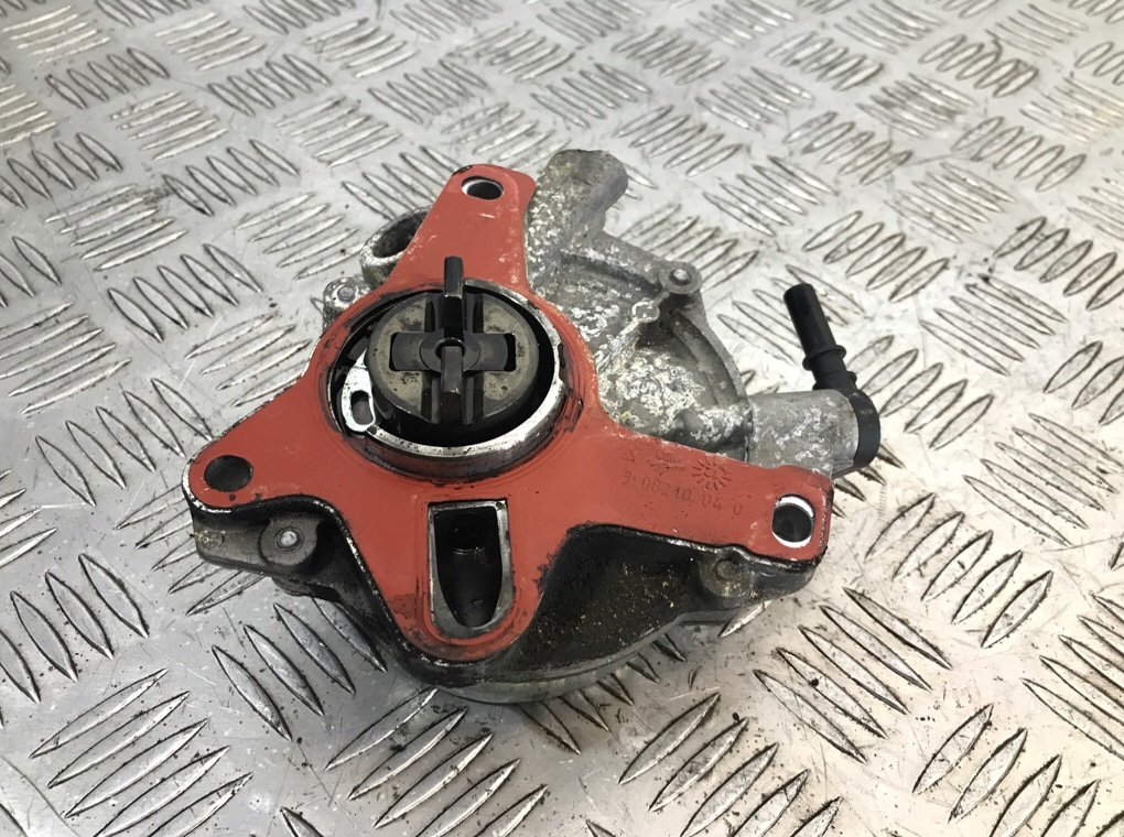 Насос вакуумный бу для Ford Mondeo 4 2.0 TDCi,  2012 г.