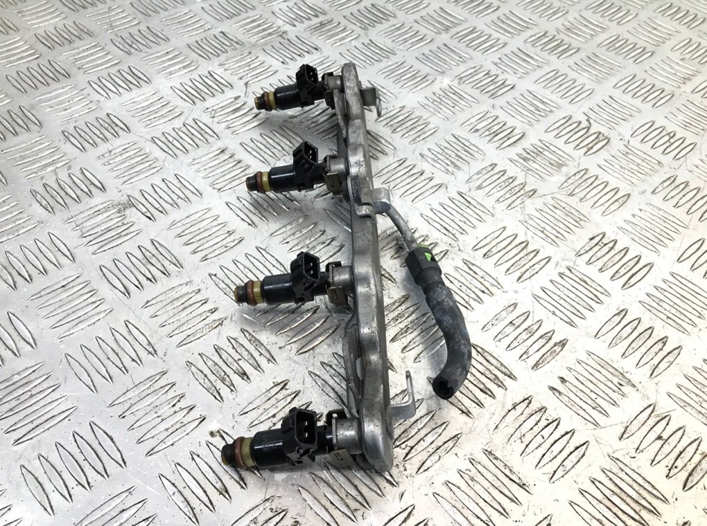 Топливная рампа бу для Honda Civic 8 1.8 i,  2008 г.