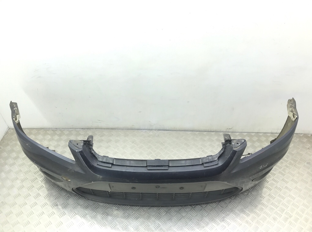 Бампер передний бу для Ford Focus 2 1.6 i,  2009 г.