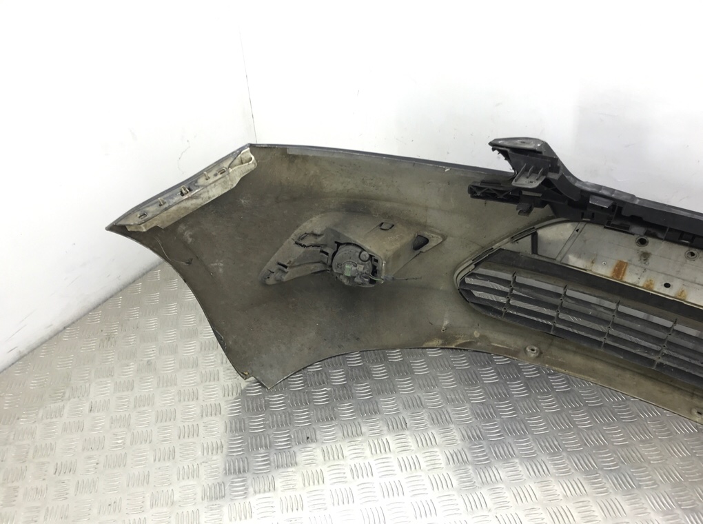 Бампер передний бу для Ford Focus 2 1.6 i,  2009 г.