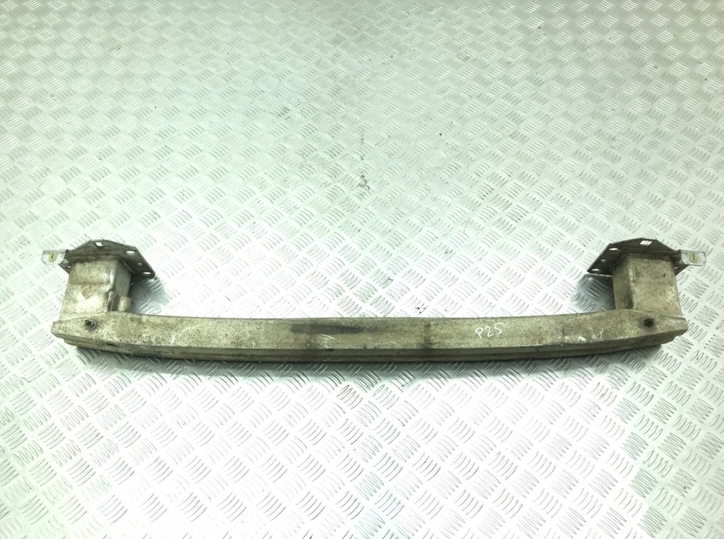 Усилитель бампера переднего бу для Peugeot 308 T7 1.6 HDi,  2009 г.