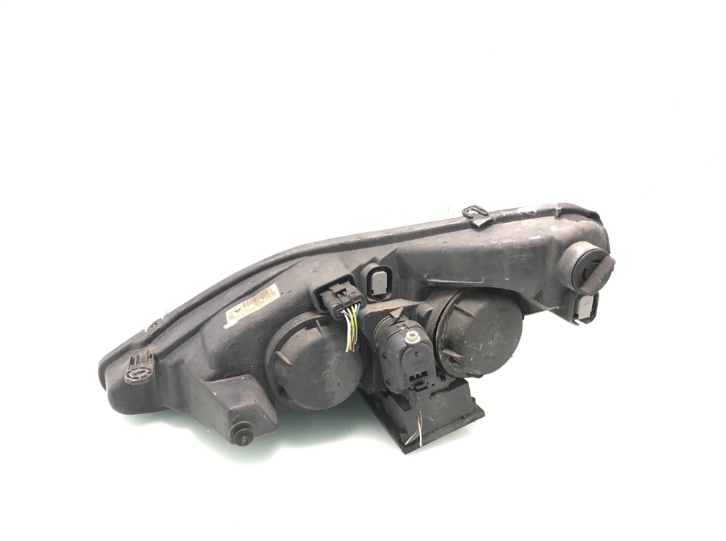 Фара правая бу для Peugeot 607  3.0 i,  2006 г.