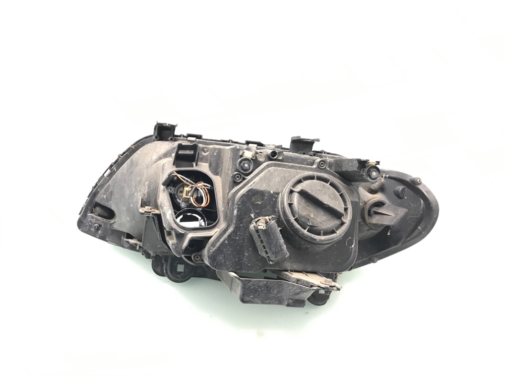 Фара правая бу для BMW X5 E53 3.0 TD, 2003 г. Фара правая бу для BMW X5 E53 3.0 TD, 2003 г.