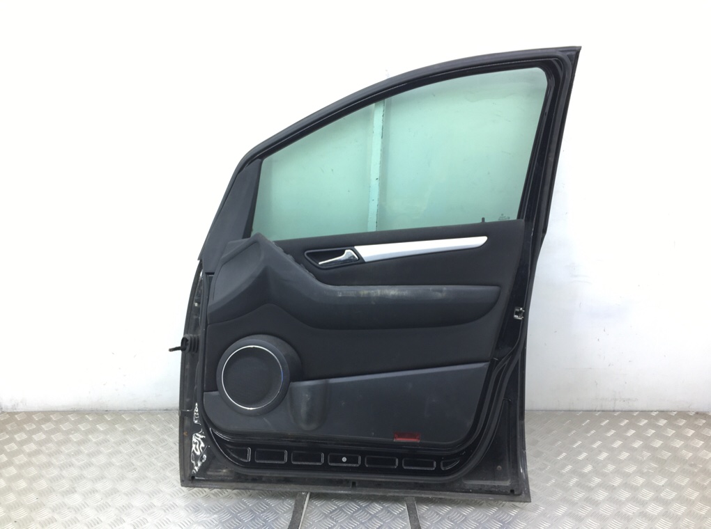 Дверь передняя правая бу для Mercedes A W169 2.0 CDi,  2007 г.