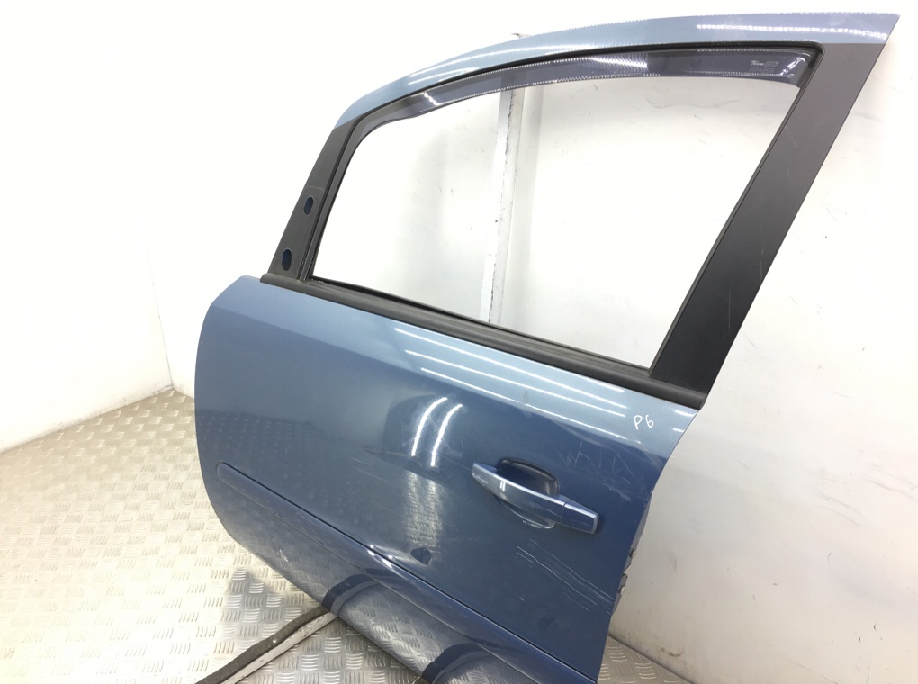 Дверь передняя левая бу для Opel Zafira B 1.6 i, 2008 г. Дверь передняя левая бу для Opel Zafira B 1.6 i, 2008 г.