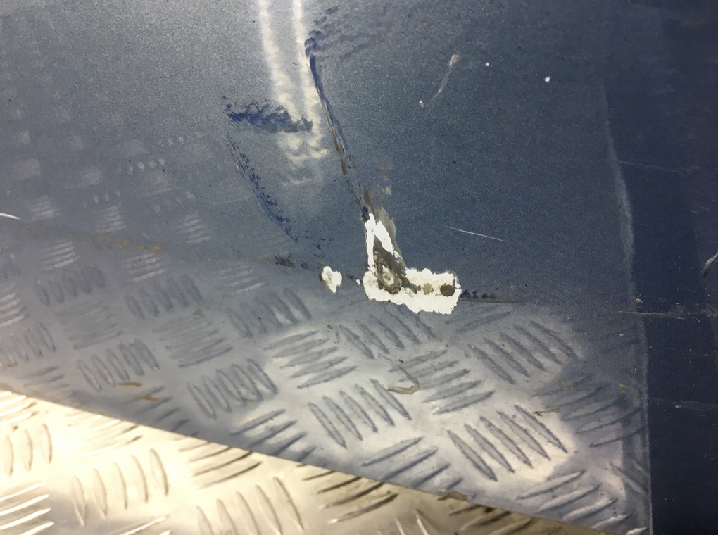 Дверь передняя левая бу для Opel Zafira B 1.6 i, 2008 г. Дверь передняя левая бу для Opel Zafira B 1.6 i, 2008 г.