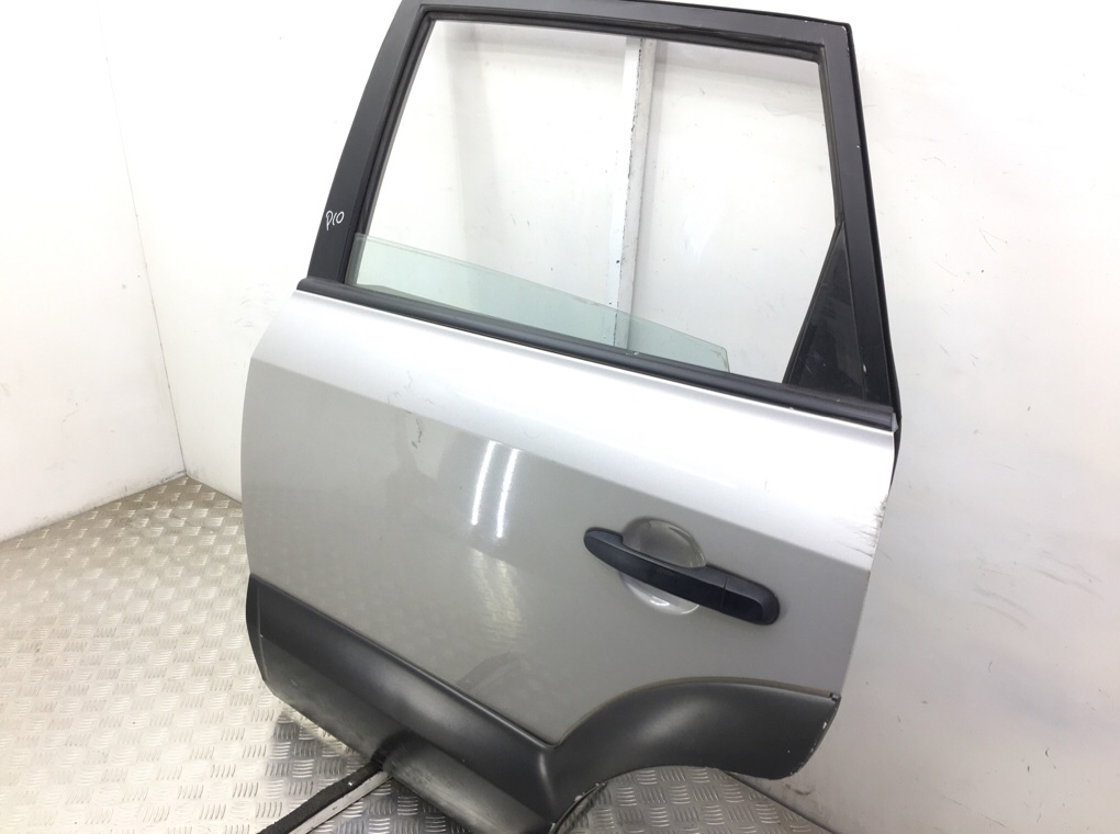 Дверь задняя левая бу для Hyundai Tucson 1 2.0 CRDi,  2005 г.