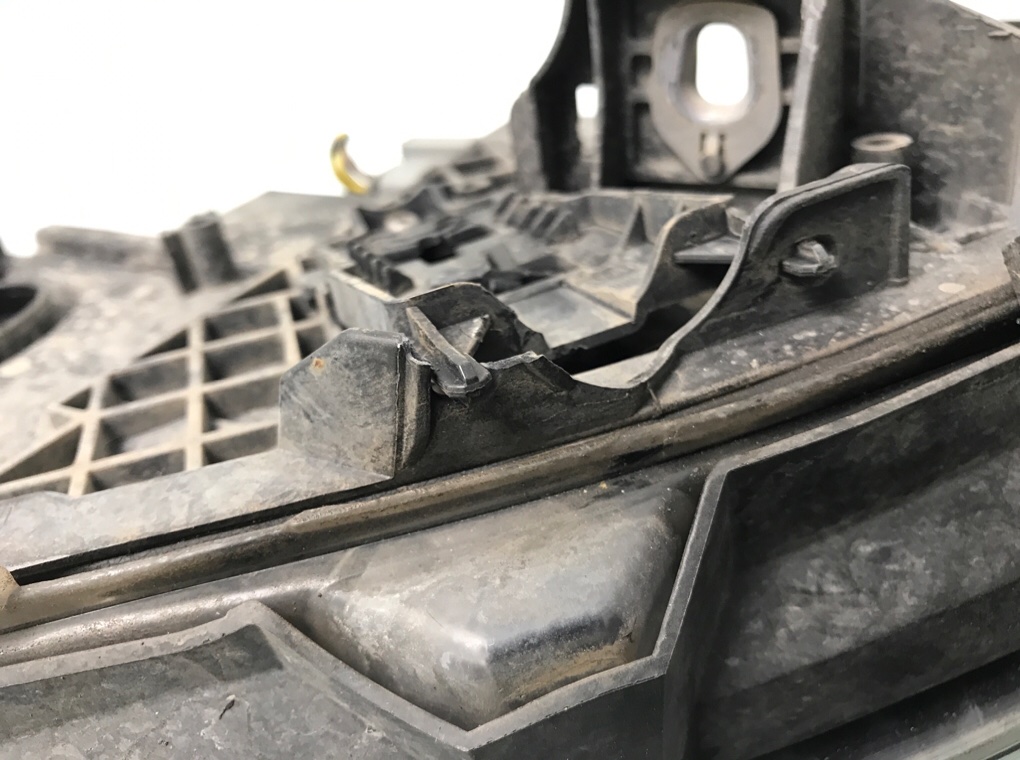 Фара левая бу для Mercedes A W176 2.2 CDi,  2014 г.