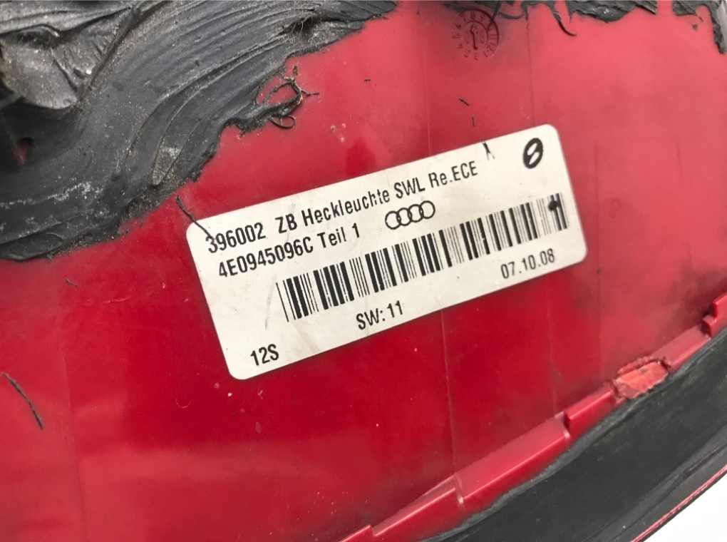 Фонарь задний правый бу для Audi A8 D3 3.0 TDi,  2007 г.