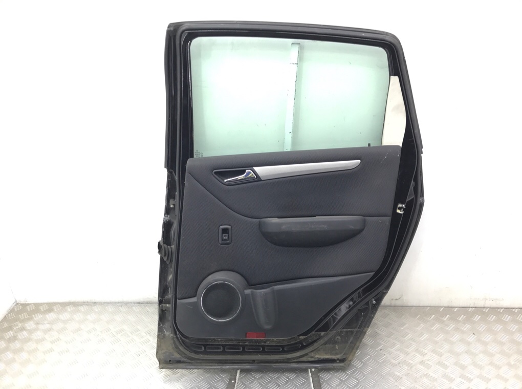 Дверь задняя правая бу для Mercedes B W245 1.5 i,  2010 г.