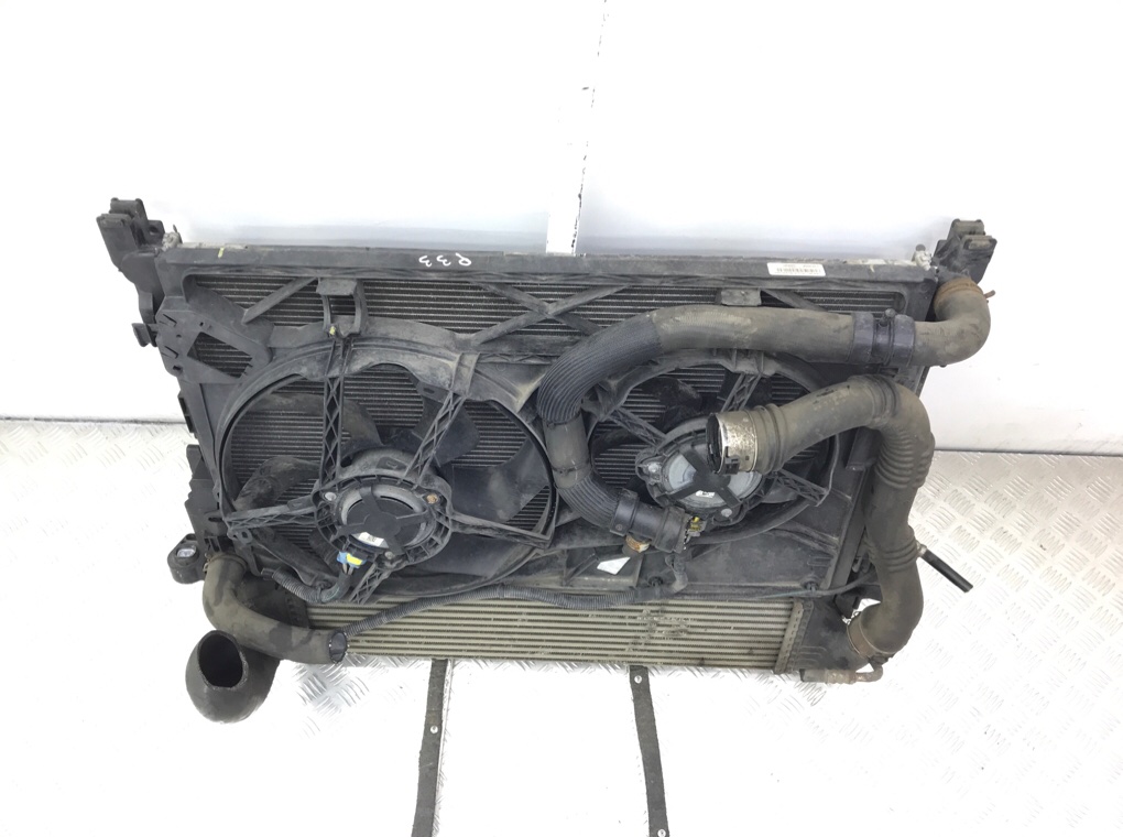 Кассета радиаторов бу для Opel Vivaro 2 1.6 CDTI,  2016 г.