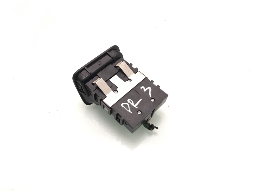 Кнопка ручного тормоза (ручника) бу для Mercedes A W176 2.2 CDi,  2014 г.