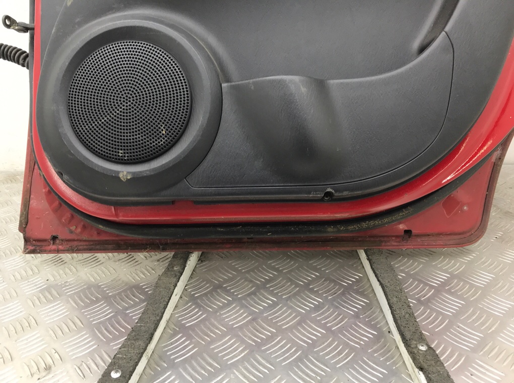 Дверь задняя правая бу для Hyundai Matrix 1 1.8 i,  2002 г.