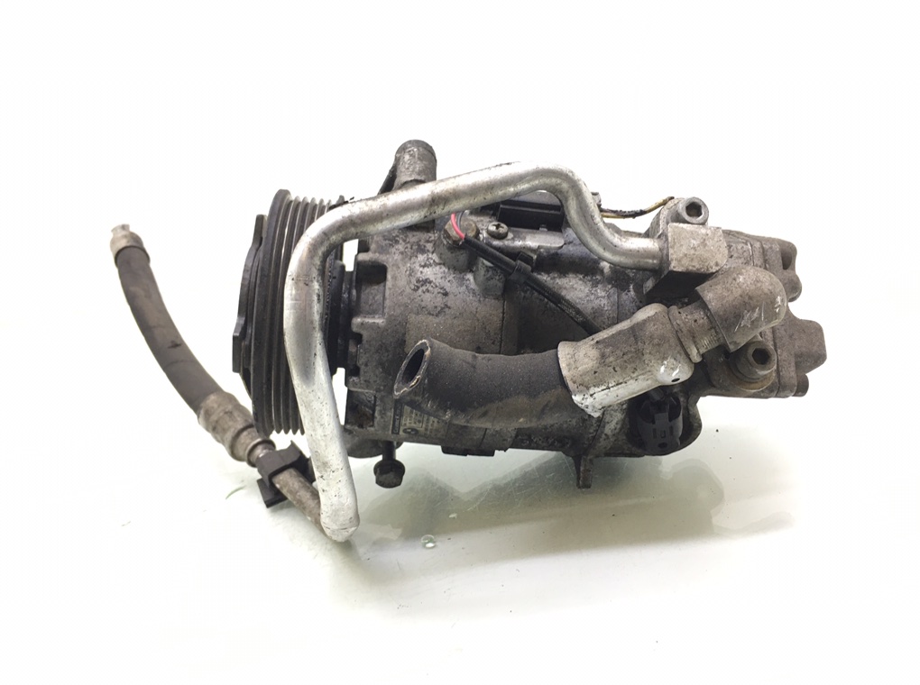 Компрессор кондиционера бу для BMW 3 E90/E91/E92/E93 2.0 i,  2007 г.