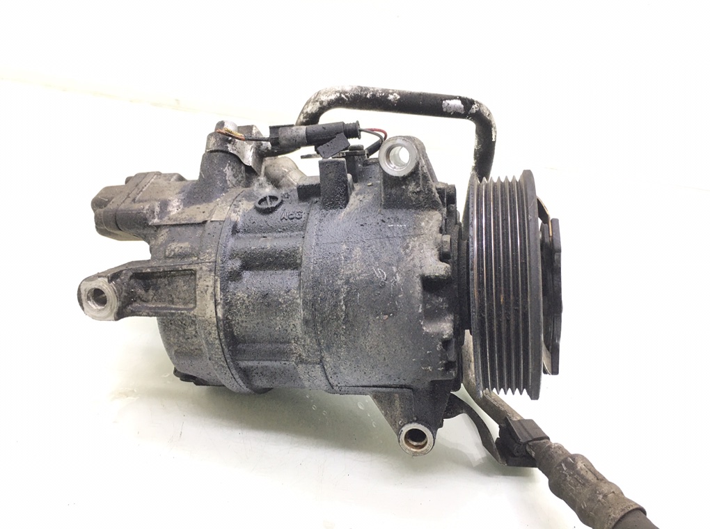 Компрессор кондиционера бу для BMW 3 E90/E91/E92/E93 2.0 i,  2007 г.