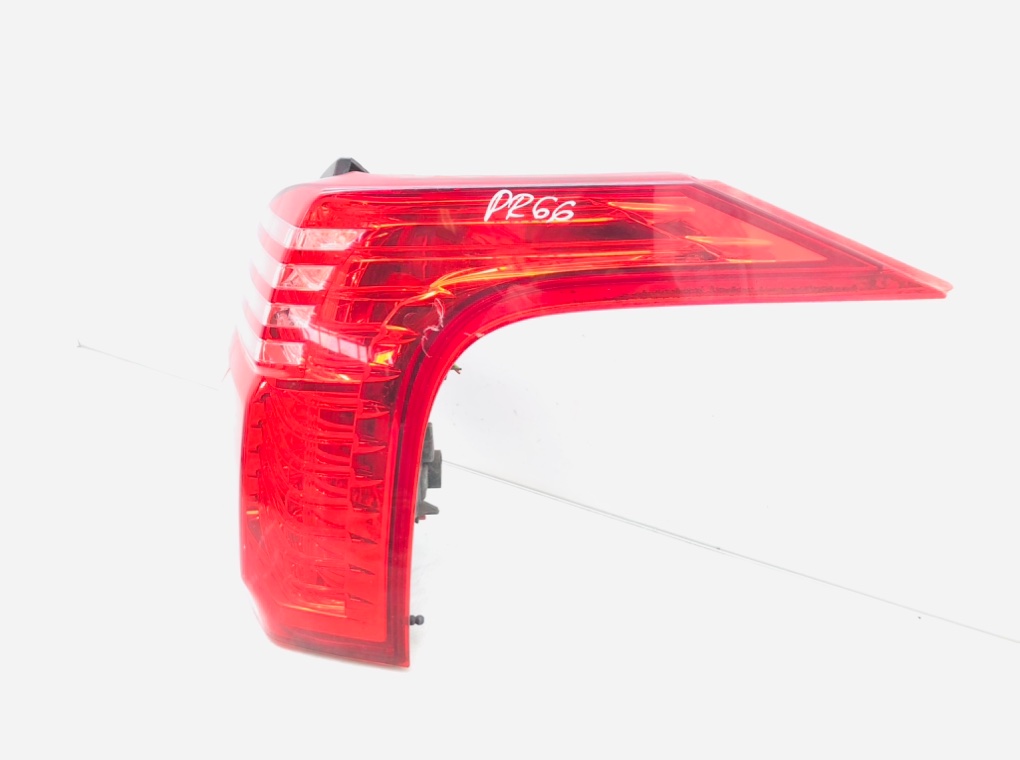 Фонарь задний правый бу для Peugeot 5008 1.6 i, 2010 г. Фонарь задний правый бу для Peugeot 5008 1.6 i, 2010 г.