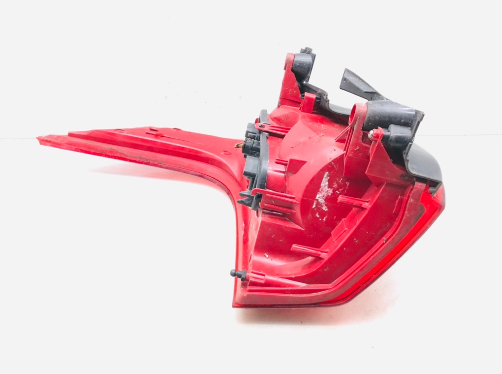 Фонарь задний правый бу для Peugeot 5008 1.6 i, 2010 г. Фонарь задний правый бу для Peugeot 5008 1.6 i, 2010 г.