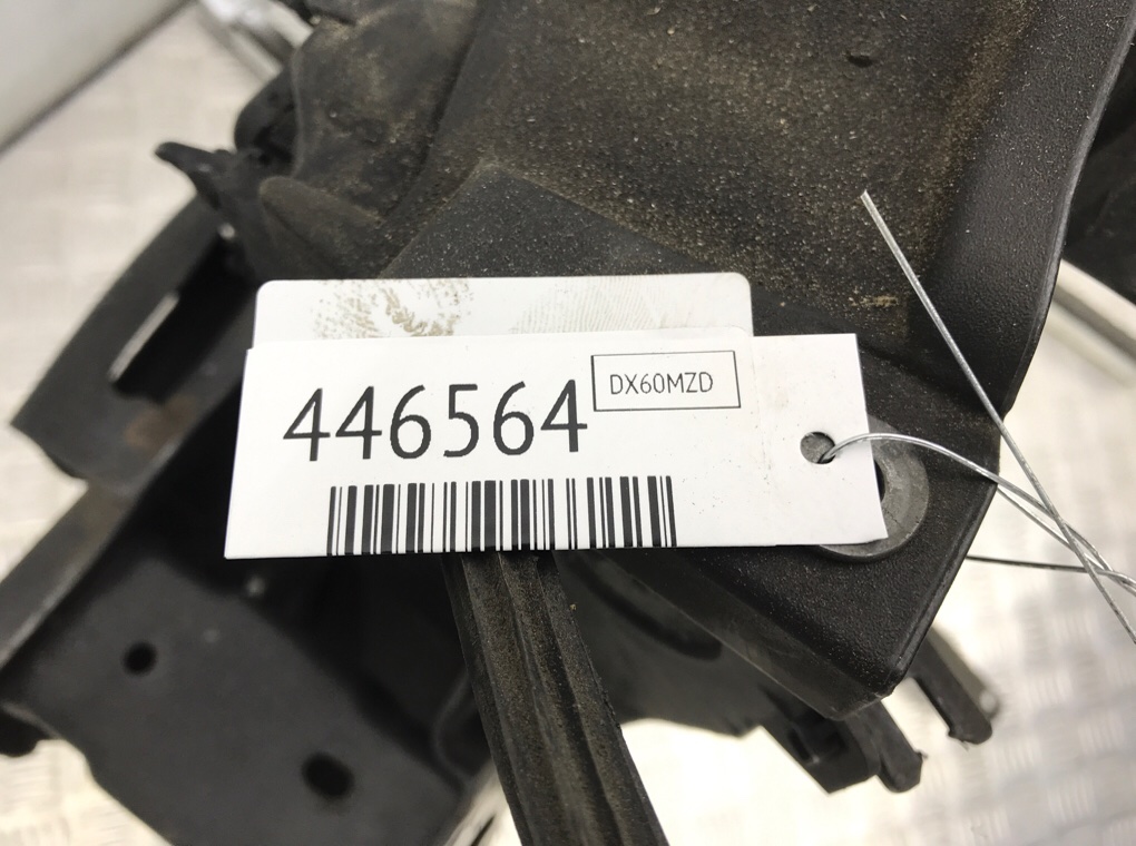 Панель передняя (телевизор) бу для Volkswagen Golf 6 1.6 TDi,  2011 г.