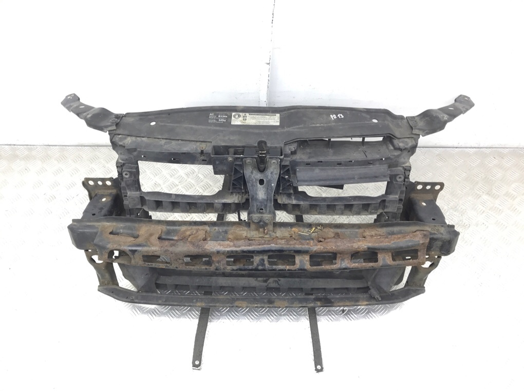 Панель передняя (телевизор) бу для Volkswagen Golf 6 2.0 TDi,  2010 г.