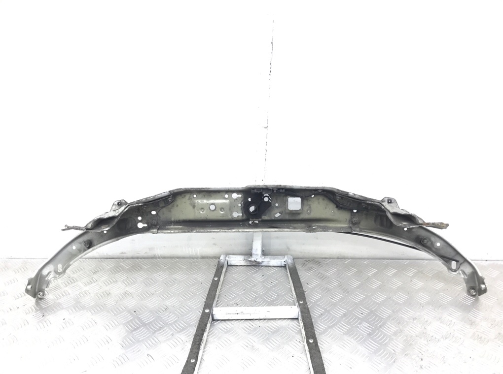 Панель передняя (телевизор) бу для Opel Astra H 1.8 i,  2006 г.