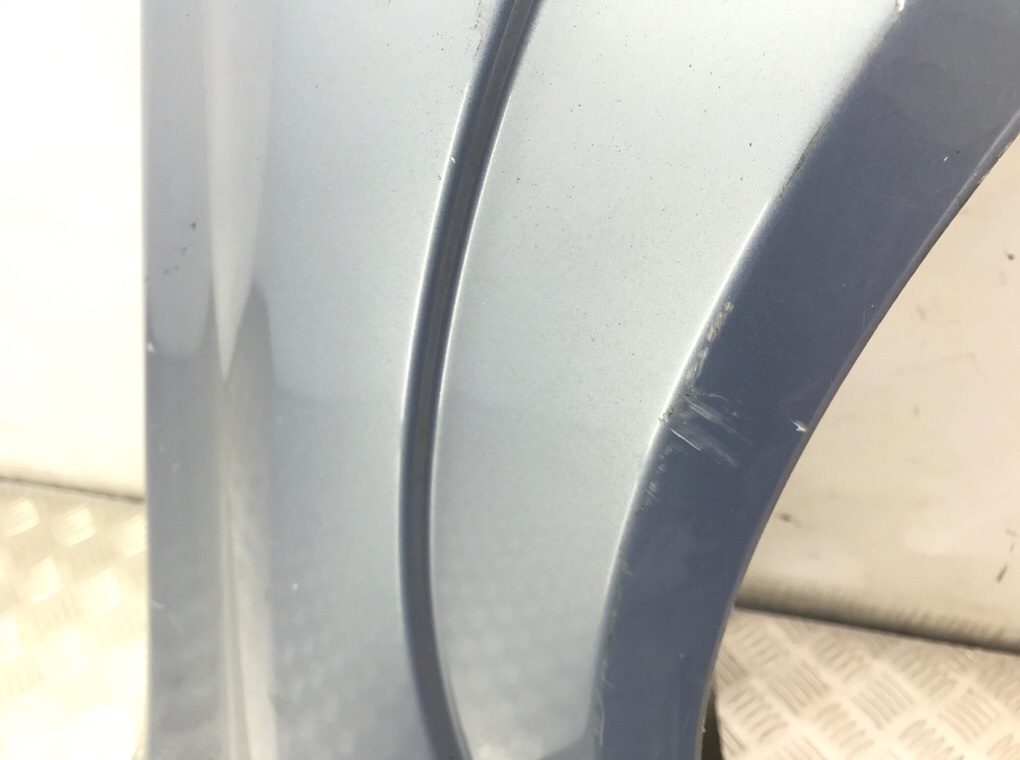 Крыло переднее правое бу для Opel Astra H 1.8 i,  2006 г.