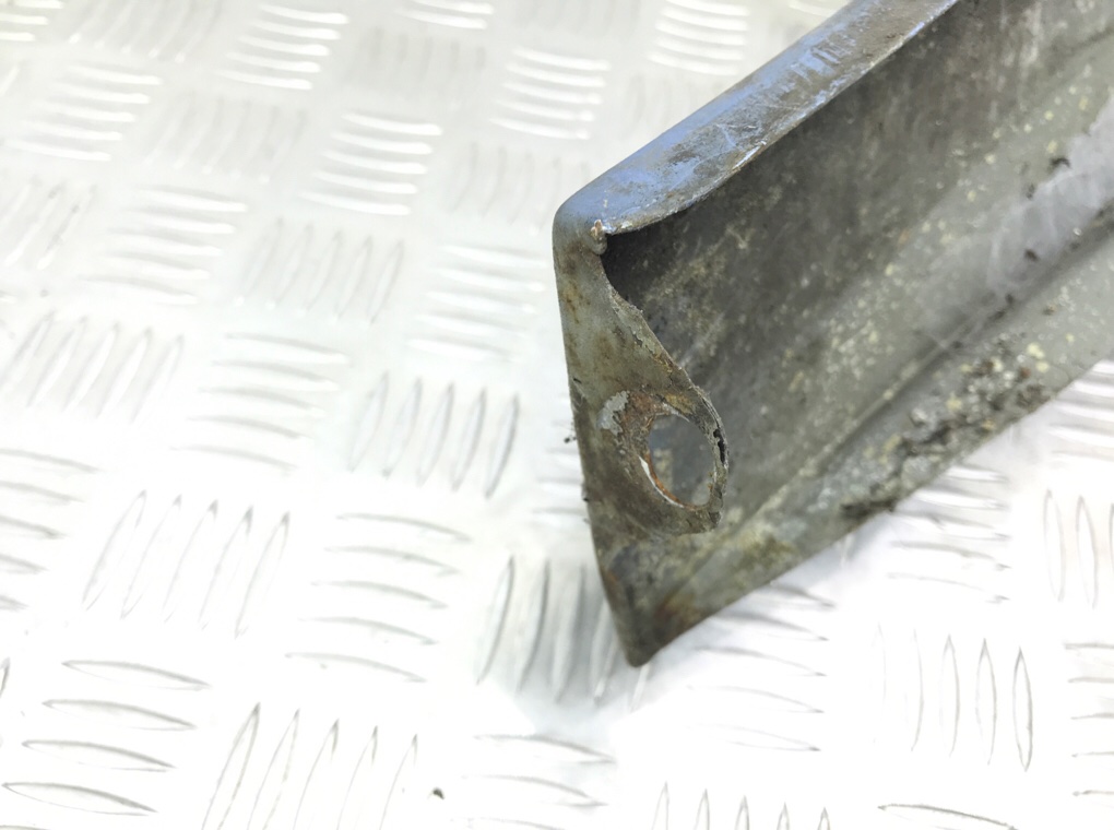 Крыло переднее правое бу для Opel Astra H 1.8 i,  2006 г.