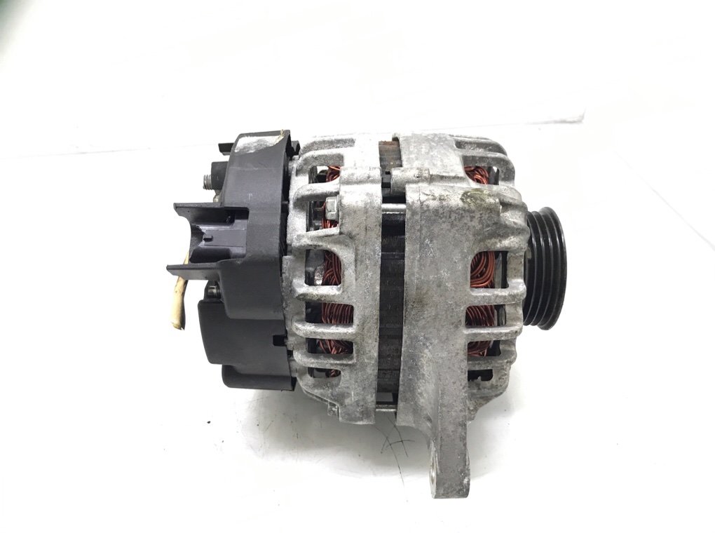 Генератор бу для Nissan Micra K12 1.2 i,  2005 г.