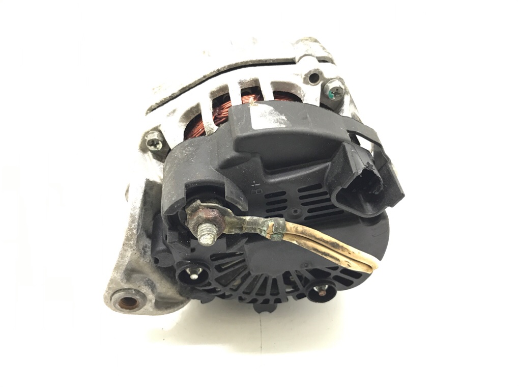 Генератор бу для Nissan Micra K12 1.2 i,  2005 г.