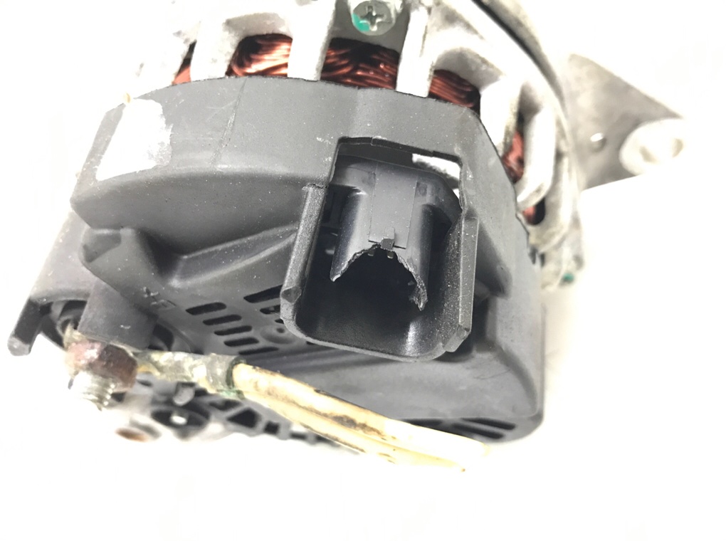 Генератор бу для Nissan Micra K12 1.2 i,  2005 г.