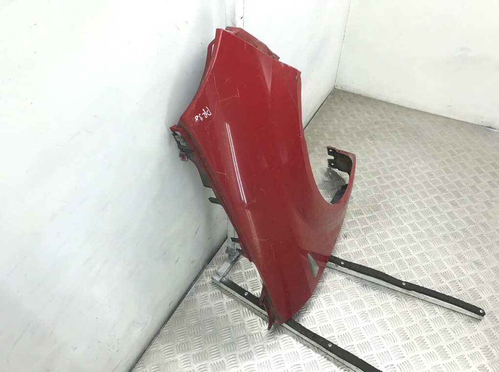 Крыло переднее правое бу для Renault Scenic 2 1.5 DCi,  2004 г.