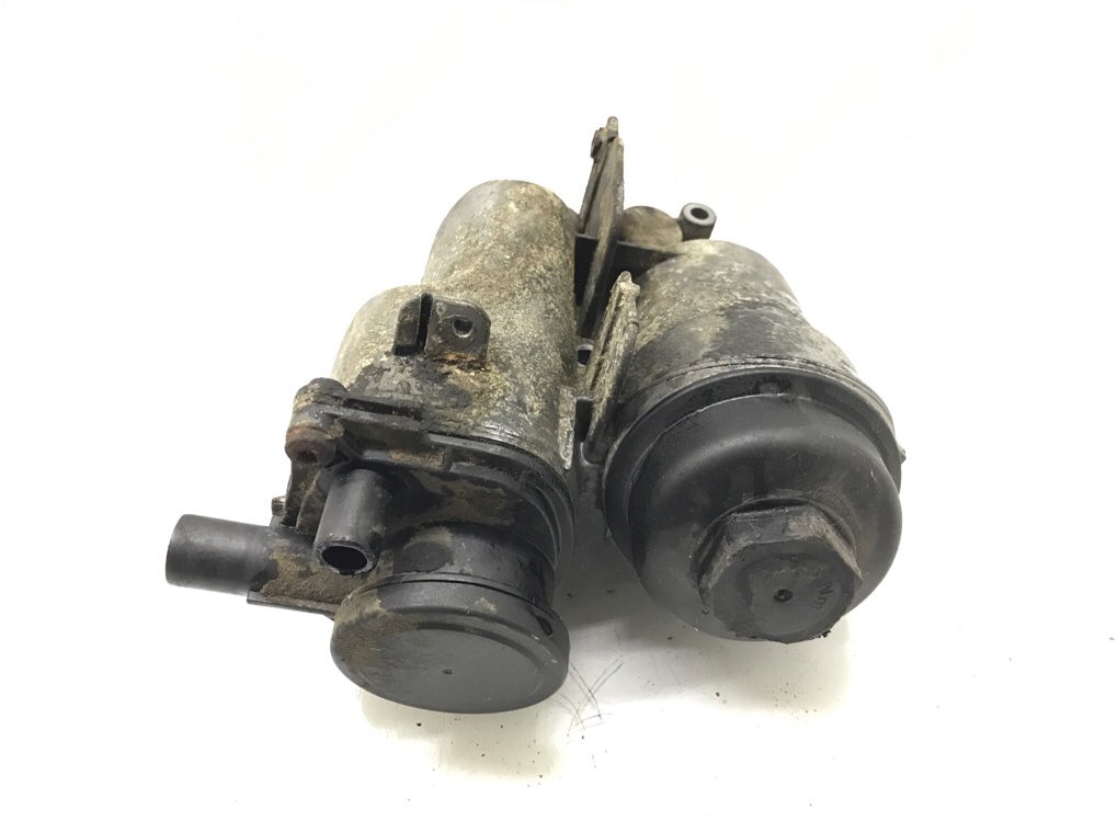 Корпус масляного фильтра бу для Volvo XC90  2.4 D5,  2003 г.